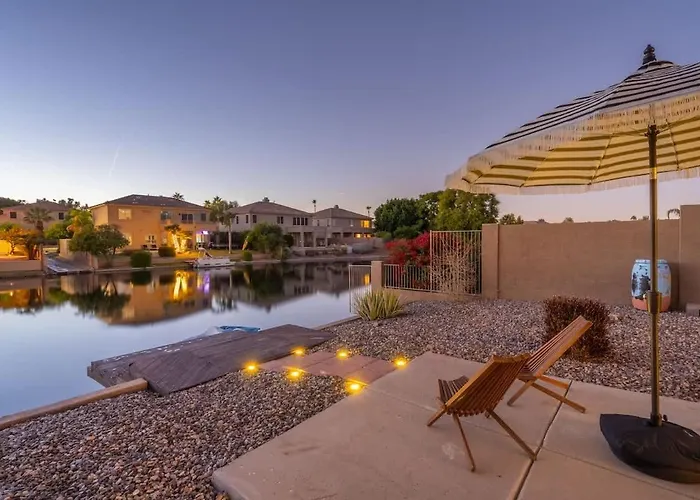 Waterfront With Pool Hot Tub Lounge Area Chandler