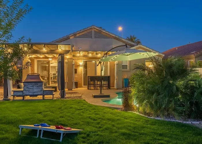 Waterfront With Pool Hot Tub Lounge Area